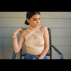 @everythinglovely wrap top